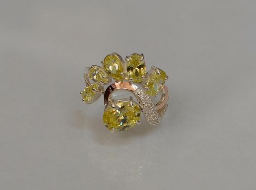 Серебряное кольцо с золотыми вставками 153к 21